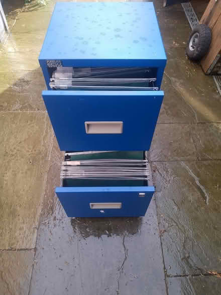 Photo of free 2 drawer filing cabinet (york) #2