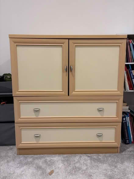 Photo of free Cupboard (RG8 Whitchurch Hill) #2