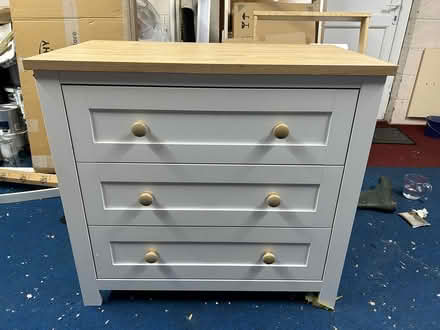 Photo of free Dresser / drawers / baby change top (Montrose Ave Welling) #1