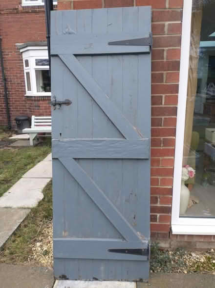 Photo of free 1950s wooden door (Garforth, LS25) #2