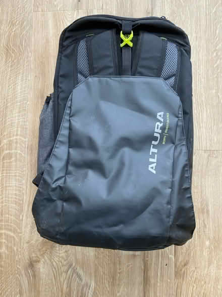 Photo of free Bike panier / rucksack (Tonbridge TN10) #3