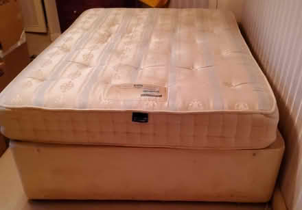 Photo of free Quality Double Divan bed/matressss (Bexhill on Sea) #2