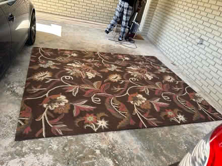 Photo of free 8x10 Floral rug (Smyrna, Vinings, Mableton) #1