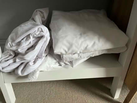 Photo of free 5x fitted double sheets and 1x single waterproof sheet (Shepherds Bush W14) #1