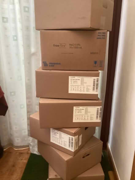 Photo of free Sturdy compact cardboard boxes (Hoddesdon EN11) #1