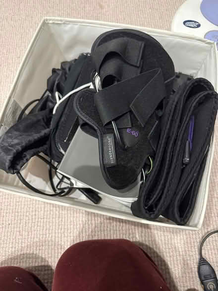 Photo of free Slendertone set (GU10) #1