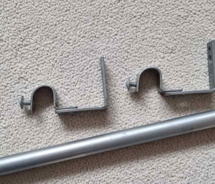 Photo of free extending metal curtain pole (Horndean PO8) #2