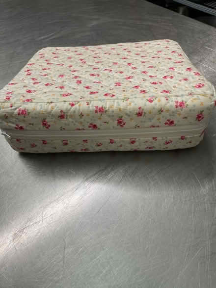 Photo of free Cushion (Coventry CV4) #2