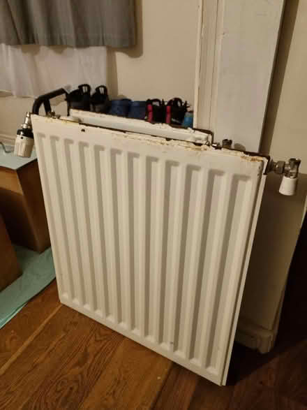 Photo of free Radiator X2 with 1x TRV (Bangor LL57) #1