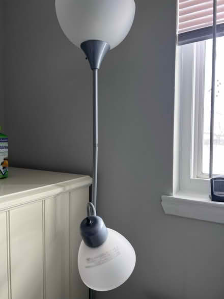 Photo of free Floor Lamp (Glen Burnie) #3