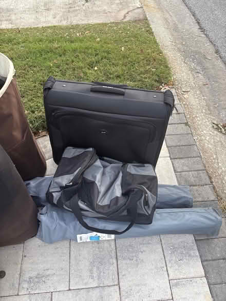 Photo of free Various Items (2851 66th Way N St Pete 33710) #2