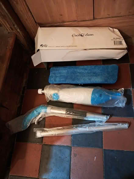 Photo of free Spray mop as new (Wirksworth) #1