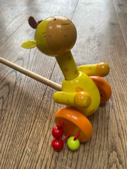 Photo of free Wooden push-along giraffe toy (SM4) #2