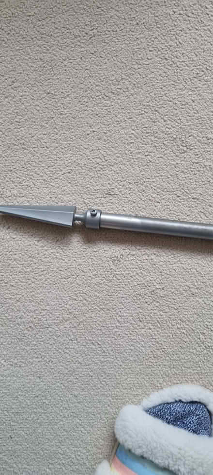Photo of free extending metal curtain pole (Horndean PO8) #3