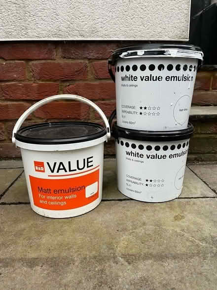 Photo of free White emulsion paint (GU14) #1
