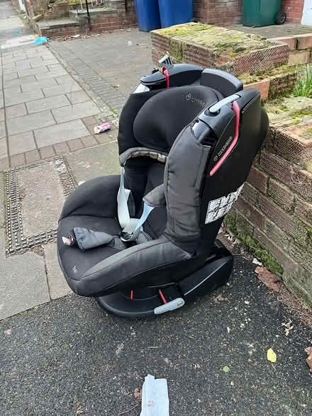 Photo of free Car seat (NW4) #3