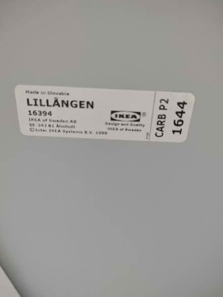 Photo of free IKEA Lillången bathroom cabinet with mirrored door. (Chaulden HP1) #4