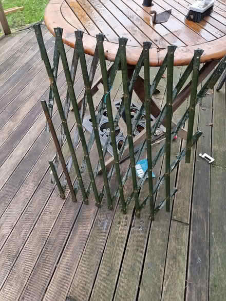 Photo of free Garden trellis (Ilford) #3