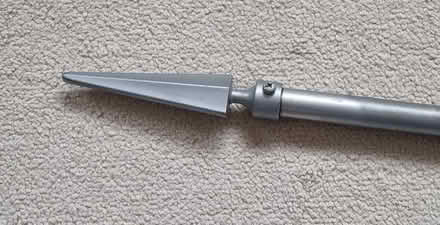 Photo of free extending metal curtain pole (Horndean PO8) #1