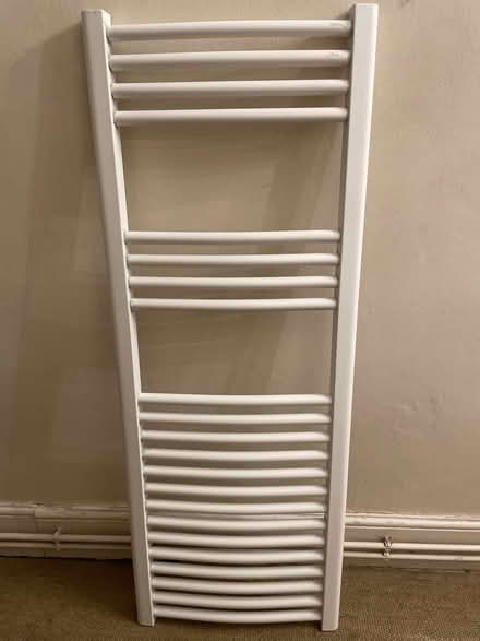 Photo of free New Towel rail 450x1200 curved (Widcombe) #1