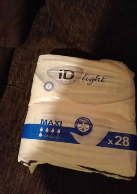 Photo of free adult pads (D11) #2