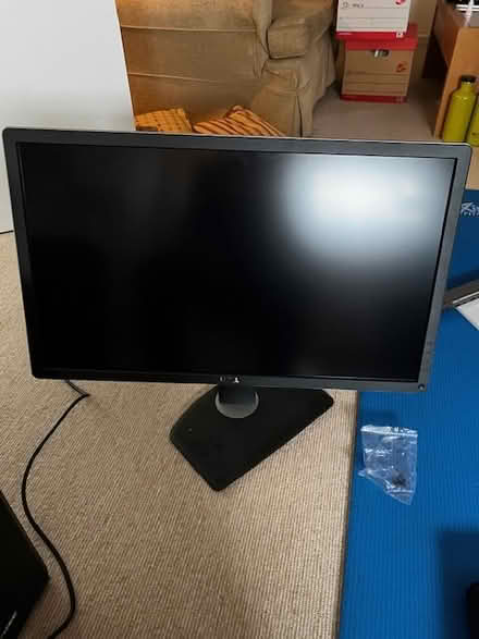 Photo of free 27inch Dell monitor (SW4) #1
