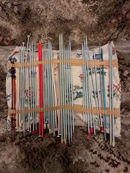 Photo of free Knitting needles (Callowell GL5) #1