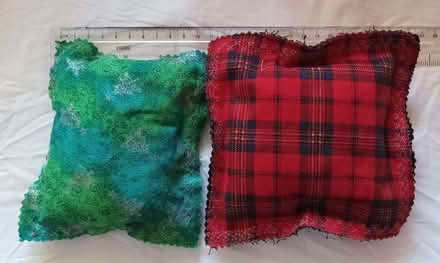Photo of free 2 little display cushions (12/15cm) (AB22) #1