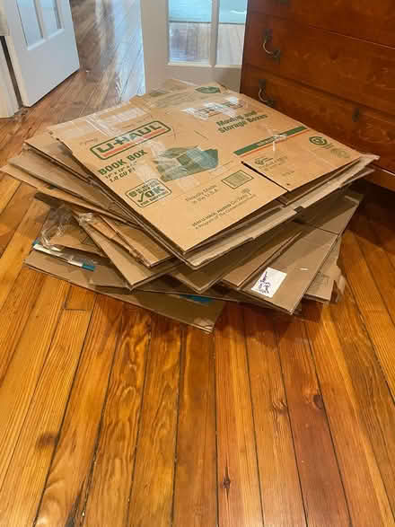 Photo of free Boxes and Hangers (Bay Ridge, Brooklyn) #1
