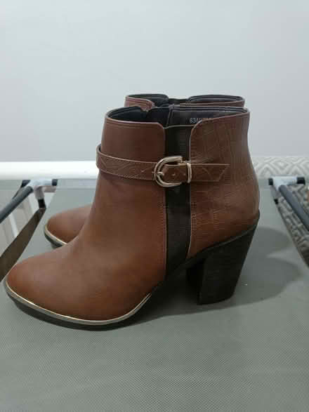 Photo of free Women's Boots (HA8) #1