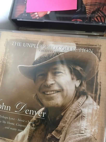 Photo of free Music CD bundles to give away (UB6 North Greenford) #1