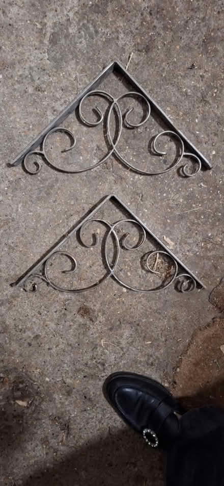 Photo of free Metal shelf supports (Camberwell- SE5) #1