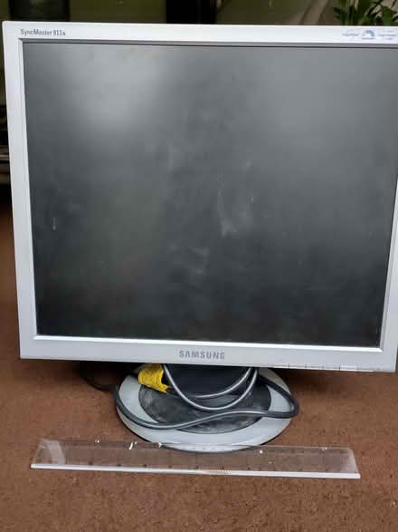 Photo of free Computer Monitor (Old Coulsdon CR5) #1