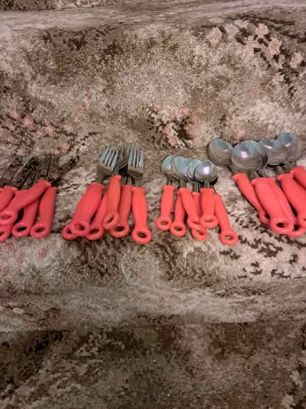 Photo of free Plastic handle cutlery (Callowell GL5) #1