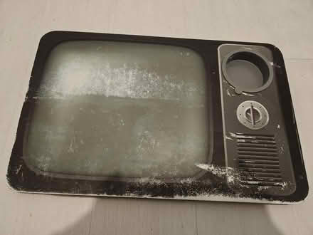 Photo of free Novelty 'Television' lap tray (CB4) #1