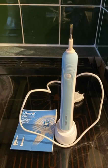 Photo of free Electric toothbrush still working (Knaresborough HG5) #1