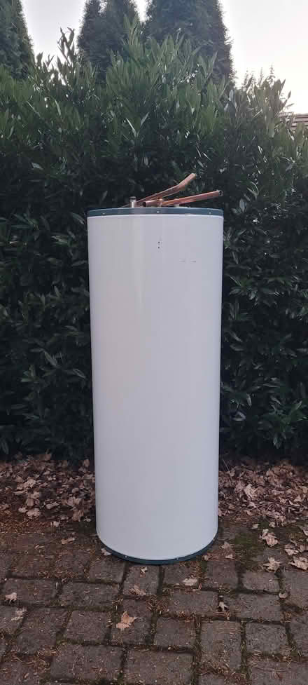 Photo of free 80 gal water heater (Sprague HS) #1