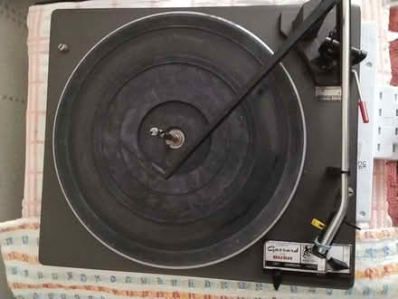Photo of free Garrard record deck complete. (Redbourn AL3) #1