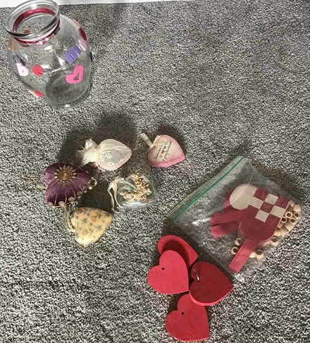 Photo of free Valentine decor (Downers Grove) #2