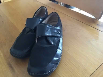 Photo of free Men’s shoes size 7 (TW14 bedfont) #1