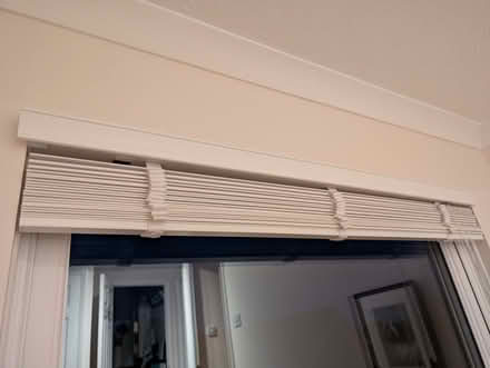Photo of free Venetian blinds x 6 (Halesworth) #1