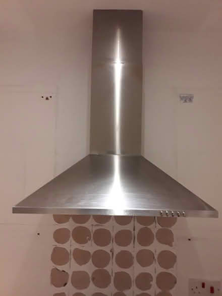 Photo of free Induction hob, oven and extractor (WR14 Malvern) #3