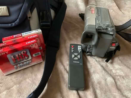 Photo of free Samsung Hi-8 Camcorder NW11 (Hampstead Garden Suburb NW11) #4