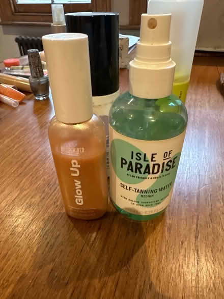 Photo of free Some body sprays (Streatham Hill) #3