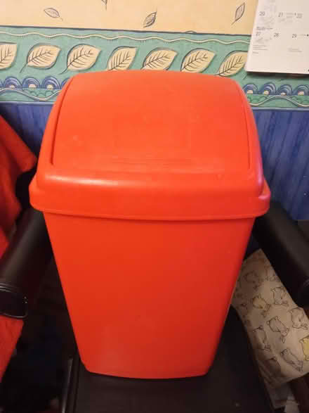 Photo of free Red kitchen bin (Salfords) #1