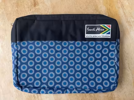 Photo of free Laptop bag and camera (Chingford Mount, E4) #1