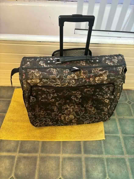 Photo of free Floral Pattern Suitcase (Knockcairn BT29) #1