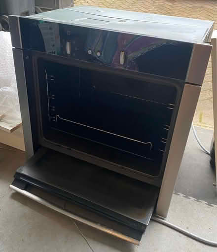 Photo of free Neff Oven (Elmstead BR7) #1