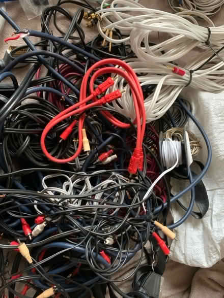 Photo of free HiFi/Speaker wire/Video cables (Hampstead Garden Suburb NW11) #4