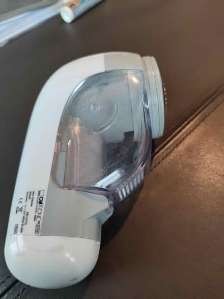 Photo of free Fabric shaver (aka fluffy remover) (Catford) #3
